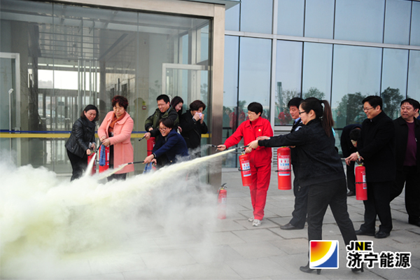 济矿集团举行消防演习活动