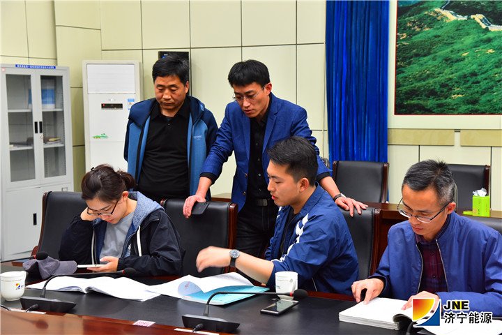 1556247992622239.jpg 2019年4月19日,国家生态环境部督察组到金源煤矿督导工作(徐帅).jpg