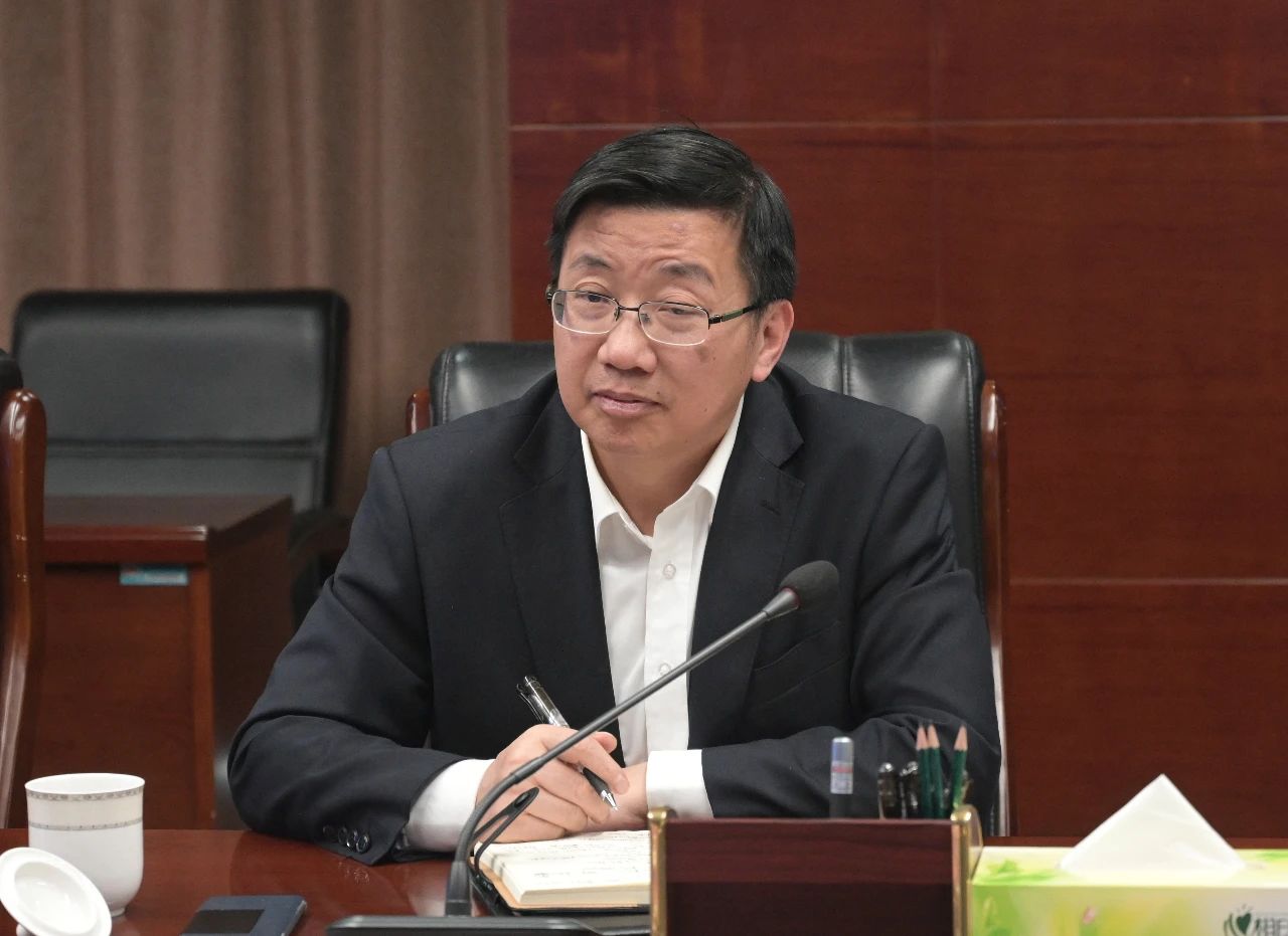 1604470426907040.jpg 集团公司与郑煤机集团开展业务合作洽谈2.jpg