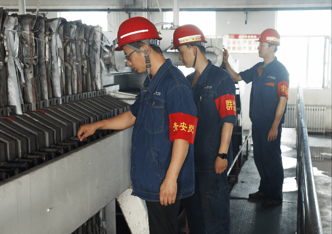 1690684459627723.gif 640.gif