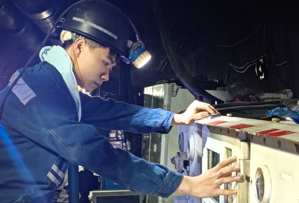 1692324223220580.jpg 设备管理员.jpg