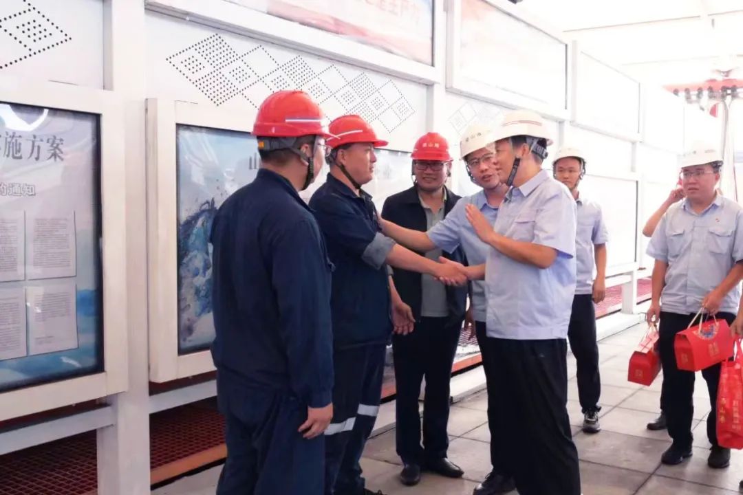 1696044237120643.jpg 640 (1).jpg