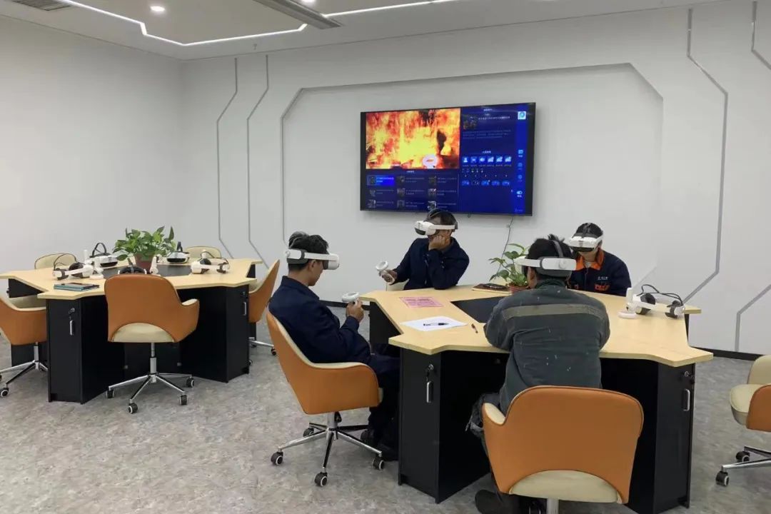 1700887220758865.jpg 640 (1).jpg