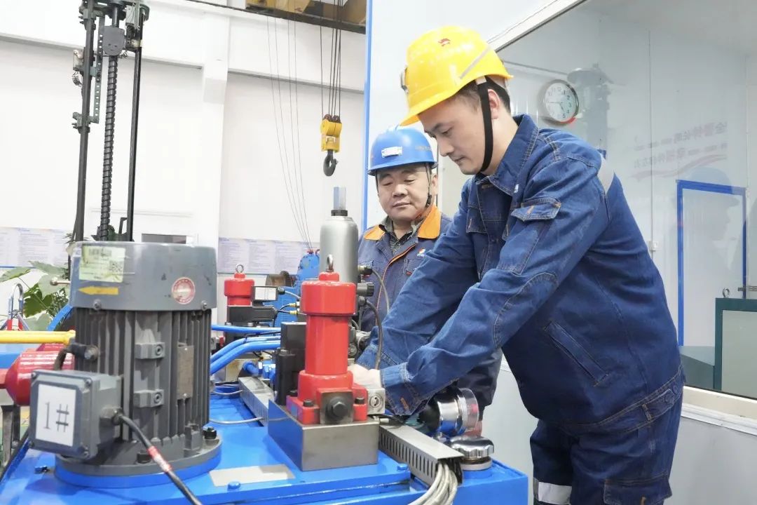 1704072284179915.jpg 640 (12).jpg