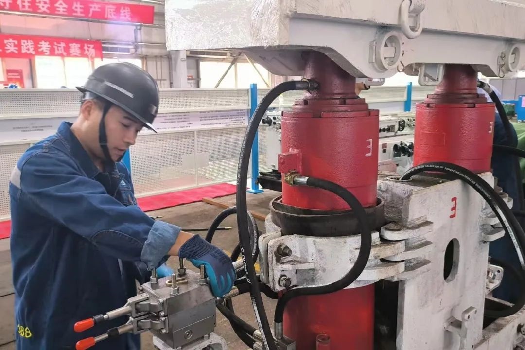 1706675585400582.jpg 640.jpg