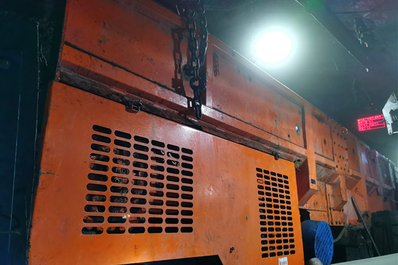 1708350099574043.jpg 花园煤矿掘进提质提效再添“攻坚利器”(仇文)_副本.jpg