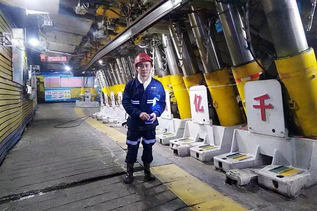 1739257860918900.jpg 48531af24f5c61154fb086a57b1921e.jpg