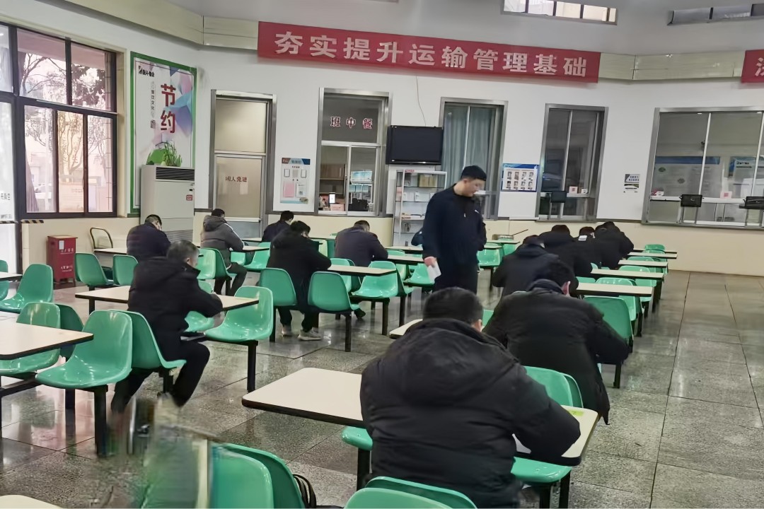 1740385403900655.jpg 1.jpg