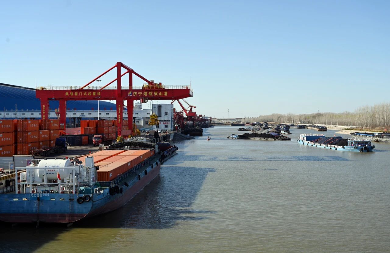 1747021950393396.jpg f202be4a0a69c4ebcff2694699f85660.jpg