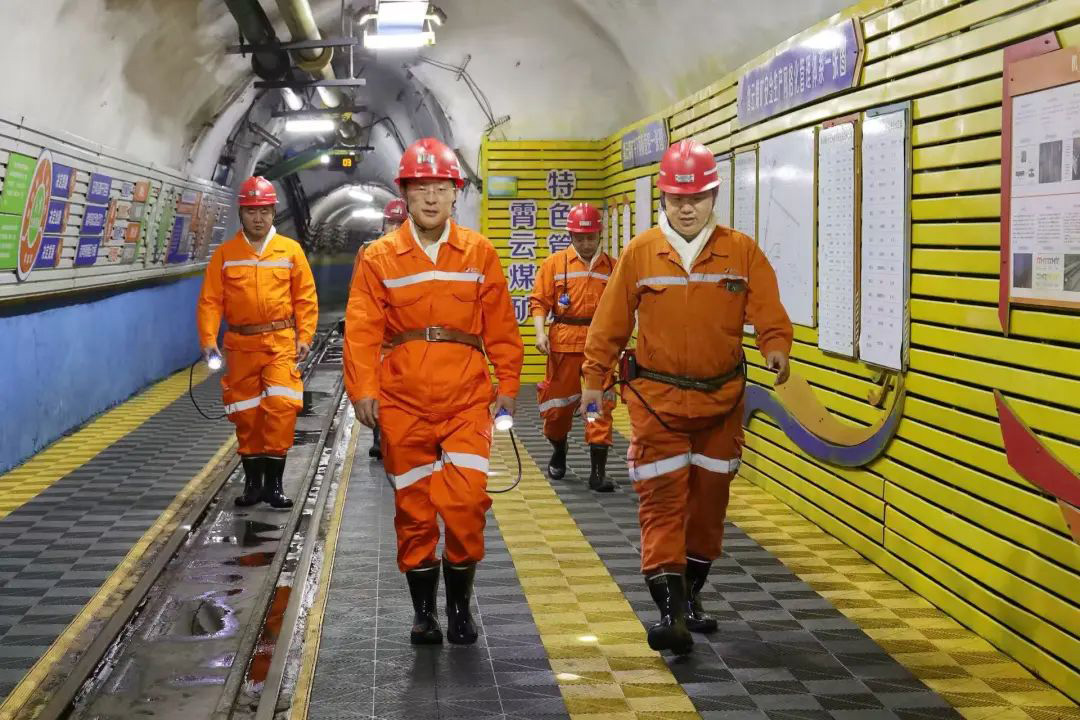 1749094157358971.jpg 05.jpg