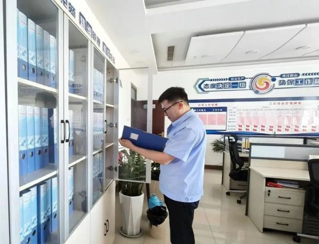 阳城煤矿推行“三个一”工作机制赋能“三大员”管理