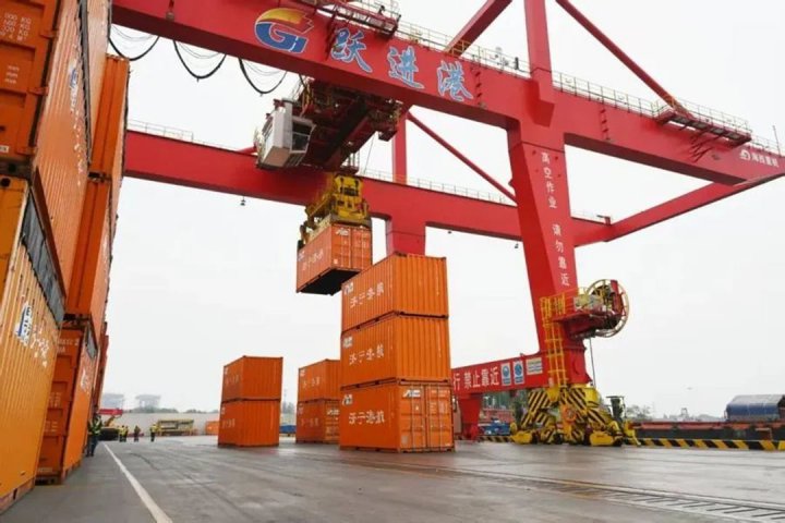 以比武为笔促技能改革，跃进港实战选才启新篇